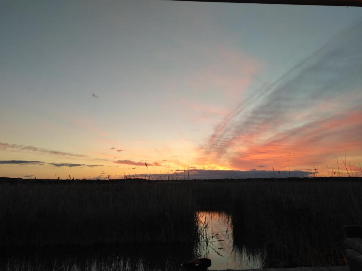 Pfahlbau Sunset I Toplage Elektroboot Inklusive รุสท์ ภายนอก รูปภาพ